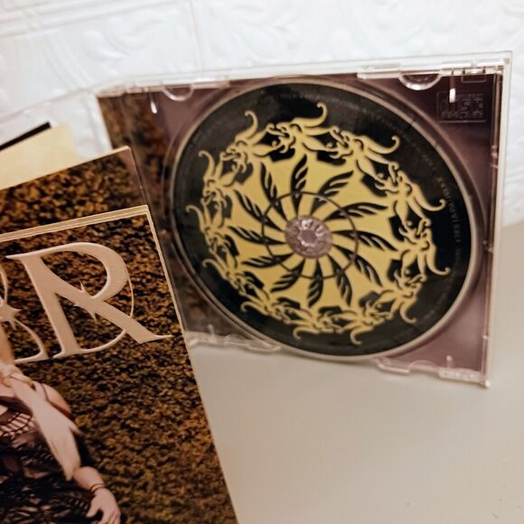 Cher Living Proof 12 Track CD 2001 Warner Bros Music COLORED BOOKLET + CASE - Picture 3 of 7